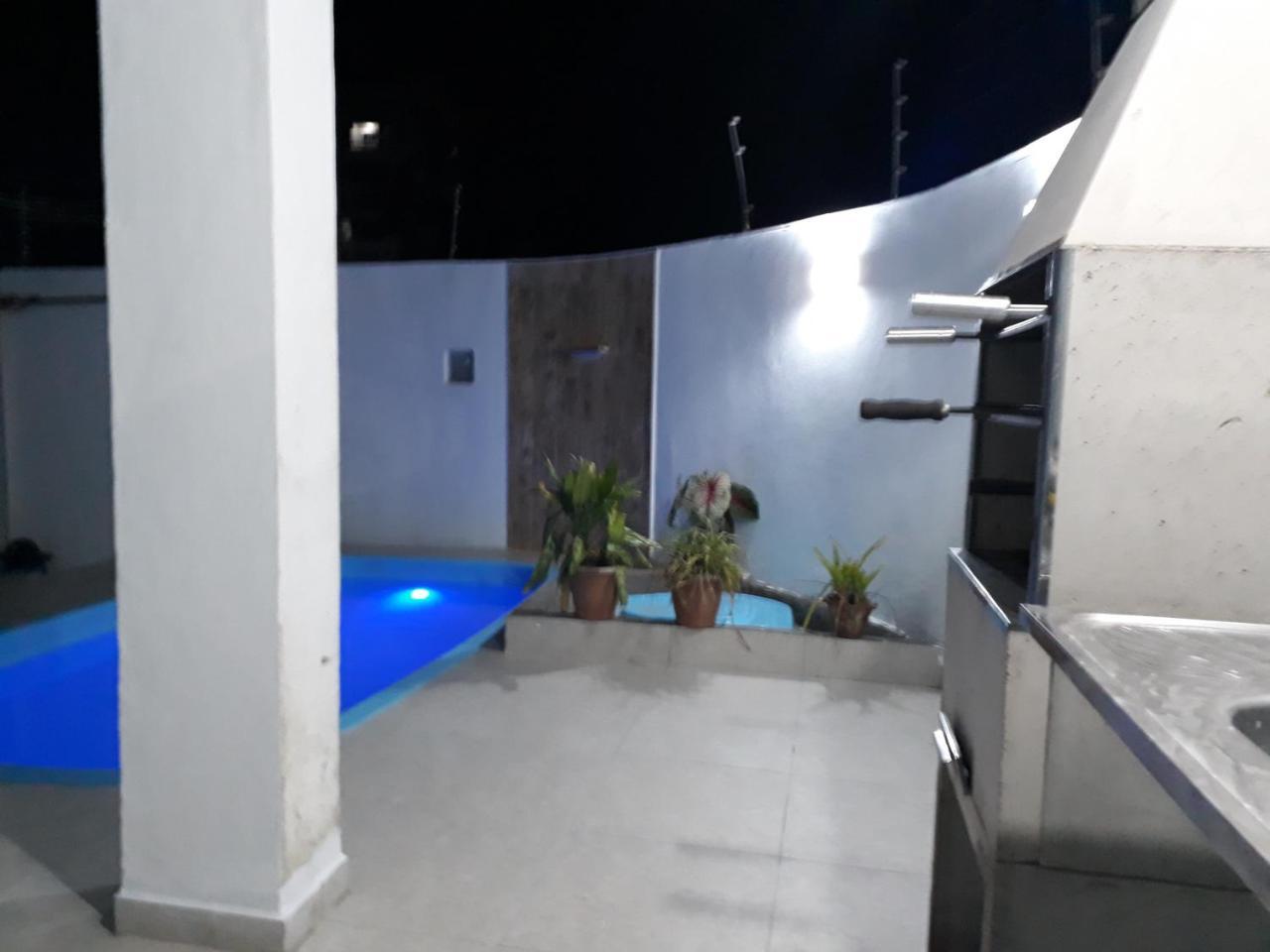 Sunny Apartamentos De 1 E 2 Dormitorios Na Martin De Sa Proximo A Praia Caraguatatuba Kültér fotó